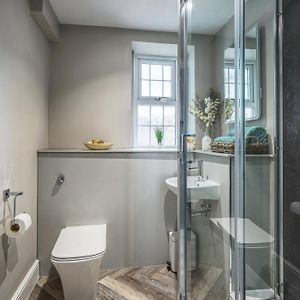 Single Room Shower